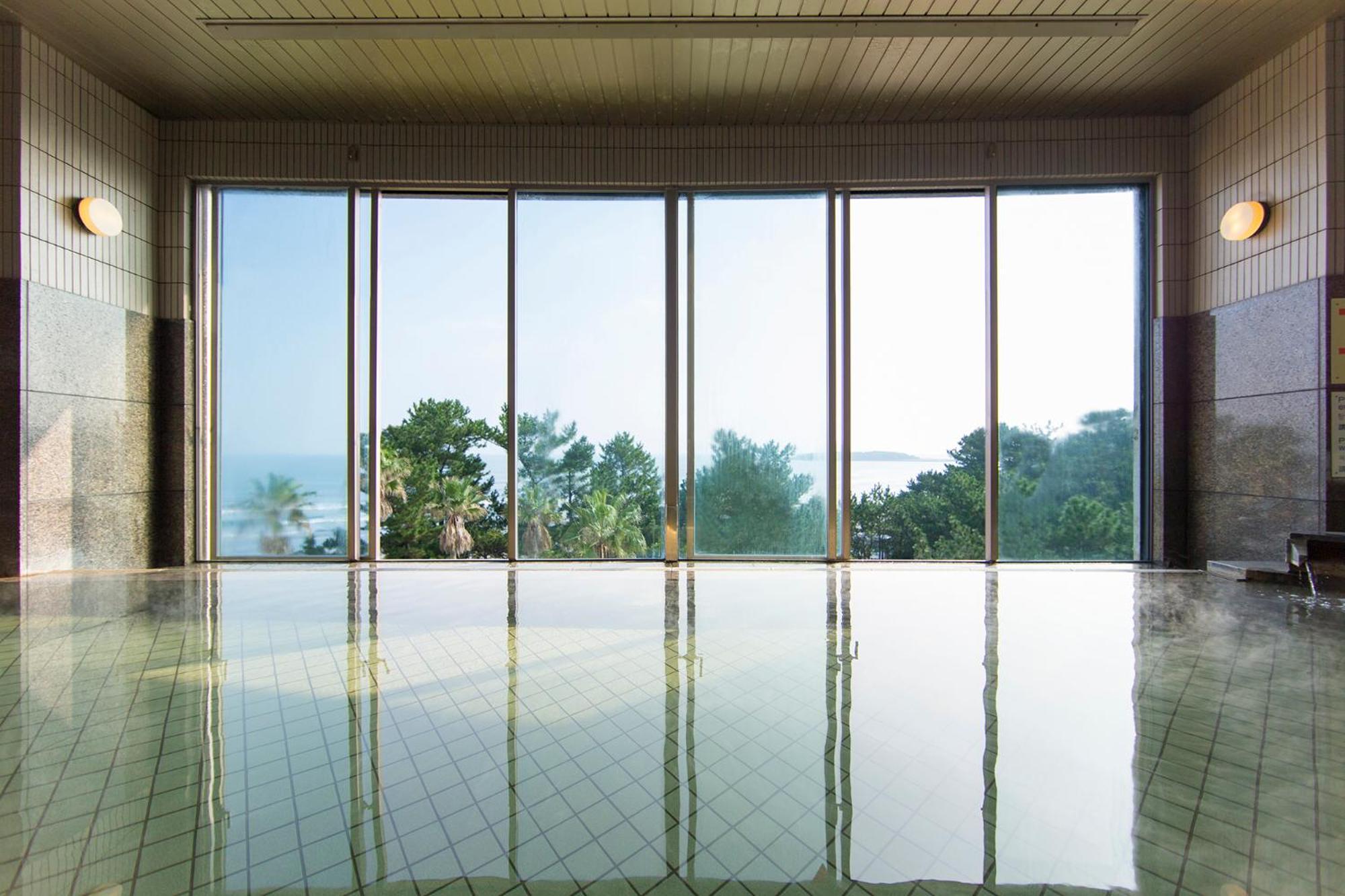 ANA Holiday Inn Resort Miyazaki, an IHG Hotel Dış mekan fotoğraf